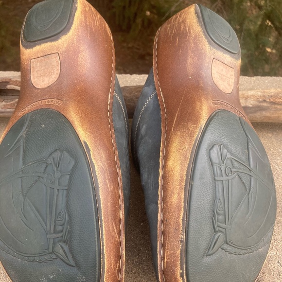 Born Light Navy Clog - Picture 7 of 7